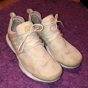 Nike Prestos